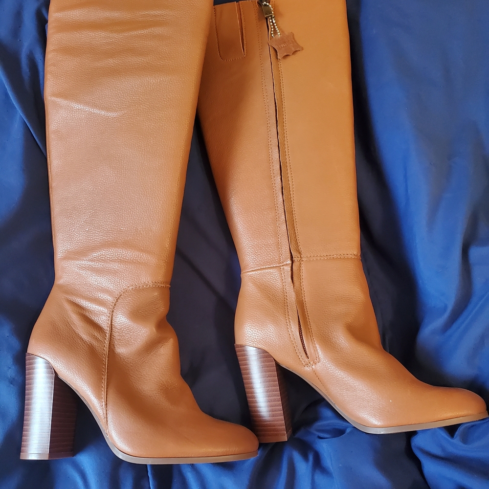 Kenneth Cole Tan Heeled Boots